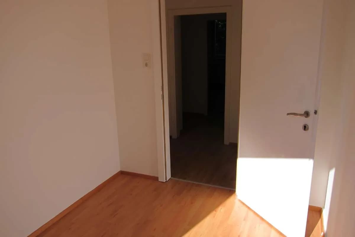 3-Zimmer-Wohnung mieten in Neunkirchen – 63 m², € 495 – Bild 15 von 26