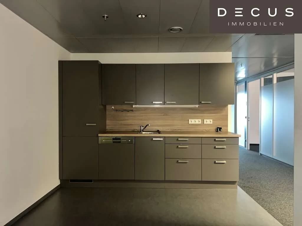 Gewerbeimmobilie mieten in Wien – 244 m², € 15 – Bild 9 von 11