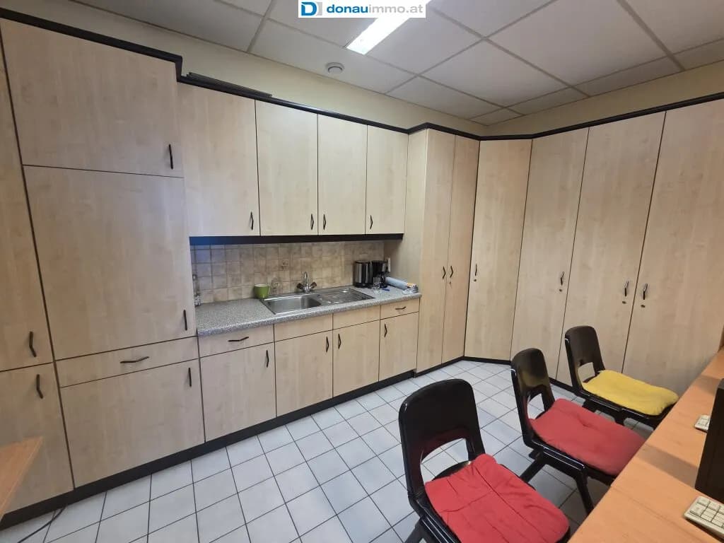 3-Zimmer-Gewerbeimmobilie mieten in Zwettl – 115 m², € 1.085 – Bild 6 von 13