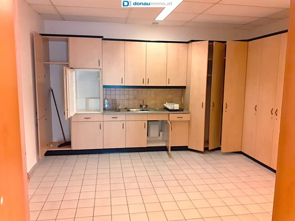 3-Zimmer-Gewerbeimmobilie mieten in Zwettl – 115 m², € 1.085 – Bild 12 von 13
