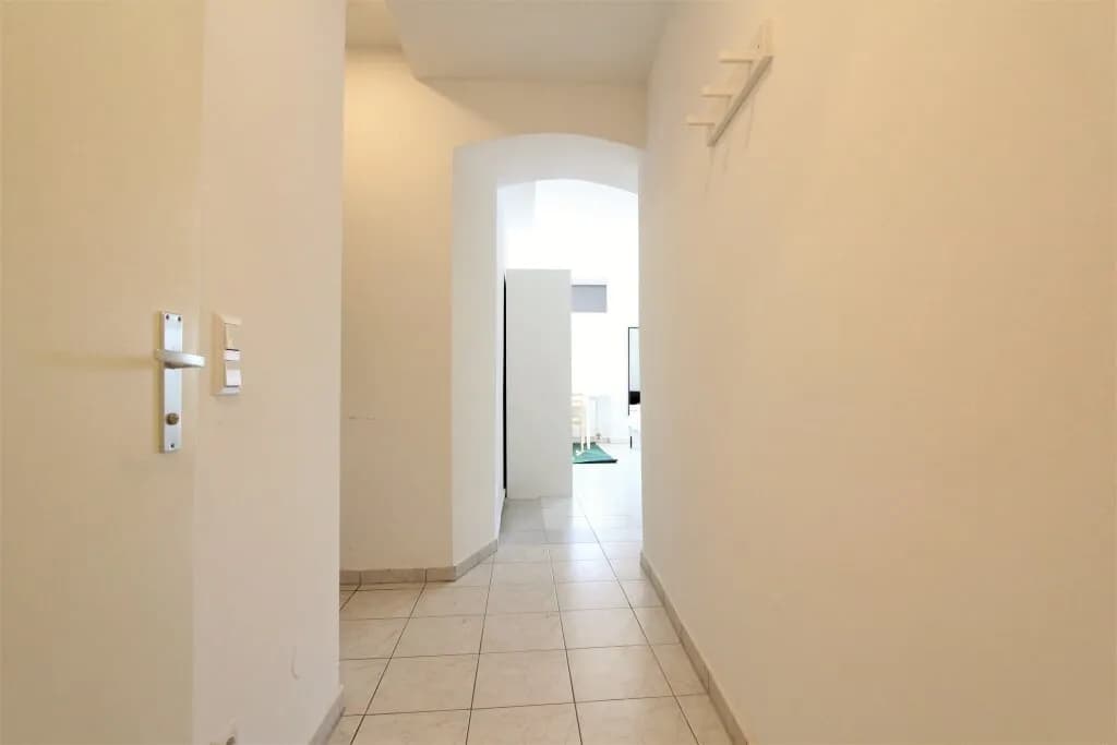 1-Zimmer-Wohnung mieten in Wien – 28 m², € 900 – Bild 2 von 12