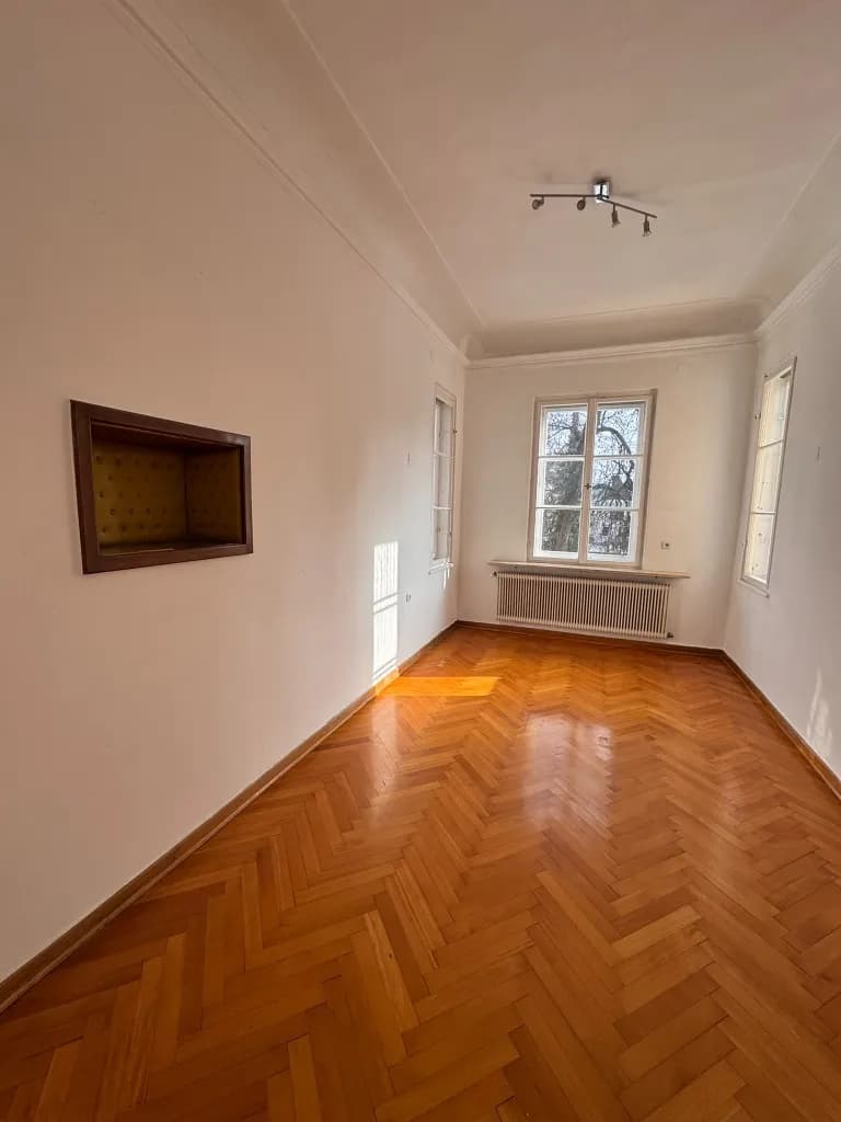 5-Zimmer-Gewerbeimmobilie mieten in Steyr – 115 m², € 1.100 – Bild 3 von 9