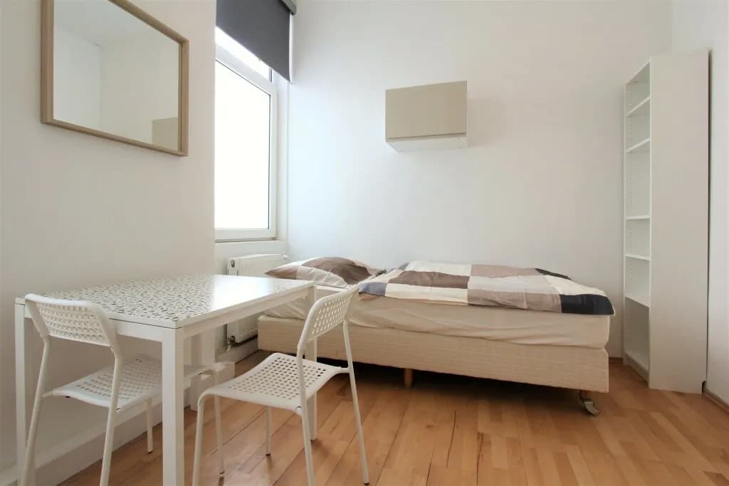 1-Zimmer-Wohnung mieten in Wien – 16 m², € 800