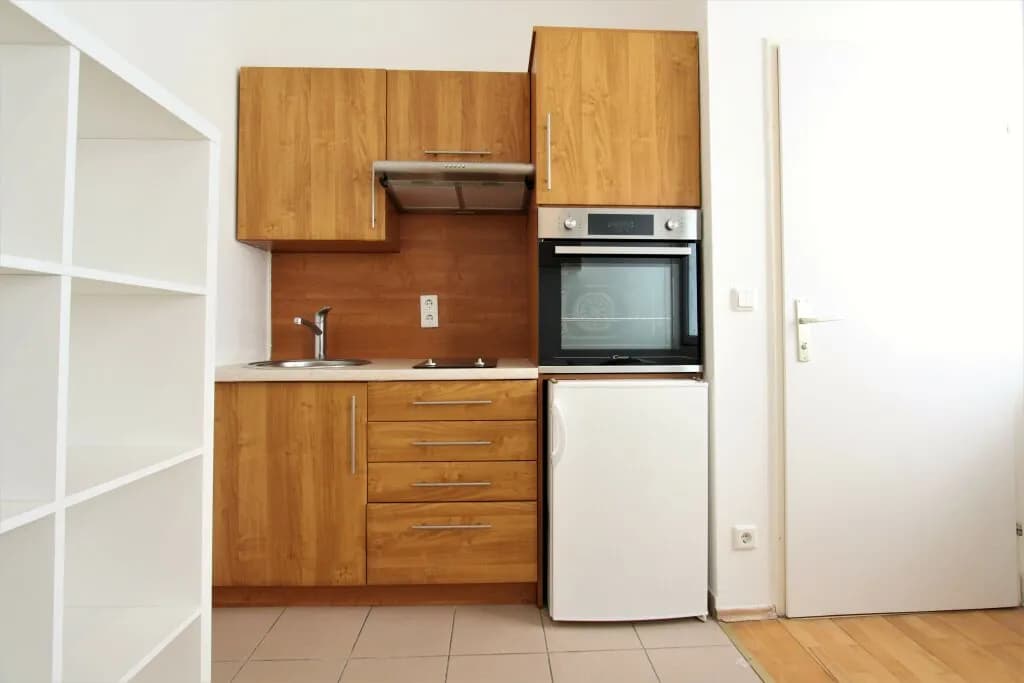 1-Zimmer-Wohnung mieten in Wien – 16 m², € 800 – Bild 2 von 8