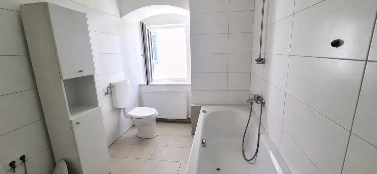 7-Zimmer-Wohnung mieten in Eferding – 147 m², € 1.490 – Bild 11 von 11