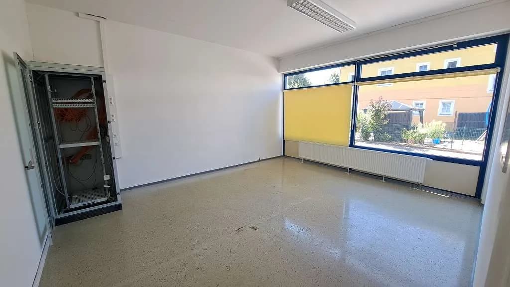 3-Zimmer-Gewerbeimmobilie mieten in Steyr – 125 m² – Bild 4 von 11