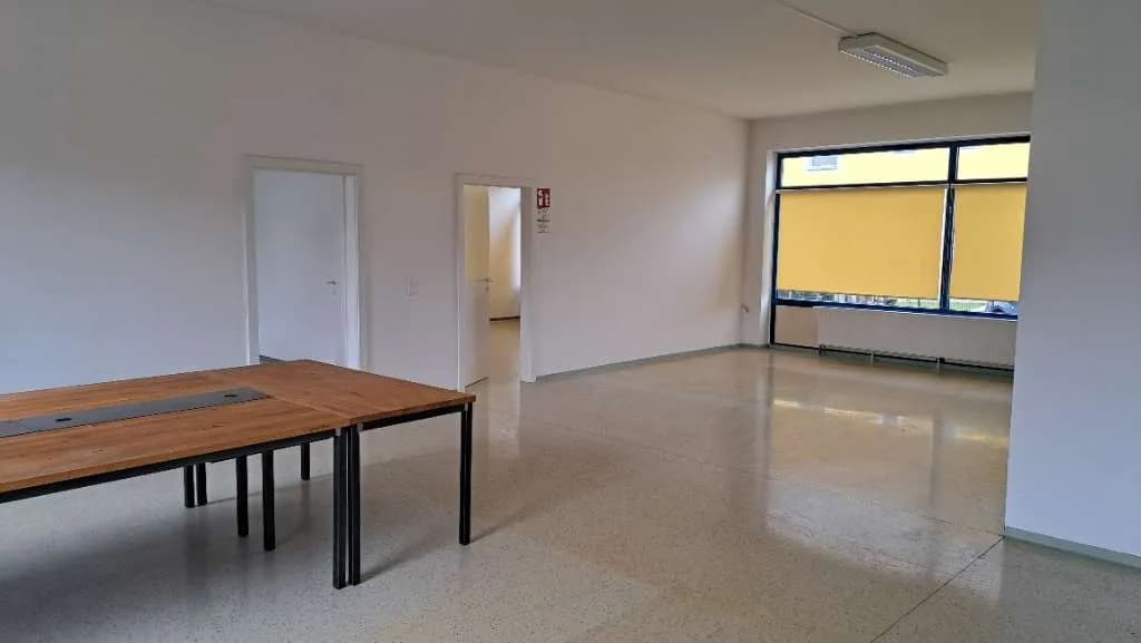 3-Zimmer-Gewerbeimmobilie mieten in Steyr – 125 m² – Bild 8 von 11