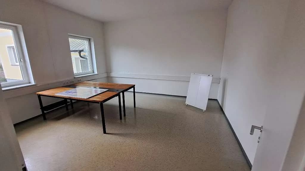3-Zimmer-Gewerbeimmobilie mieten in Steyr – 125 m² – Bild 9 von 11