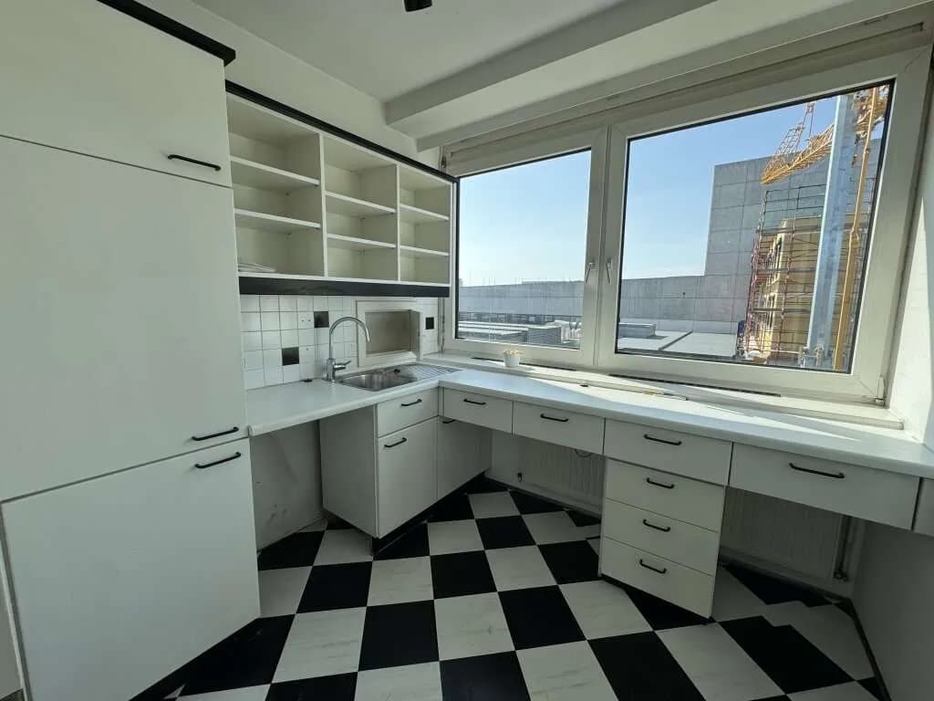 Gewerbeimmobilie mieten in Linz – 134 m², € 1.650 – Bild 8 von 19