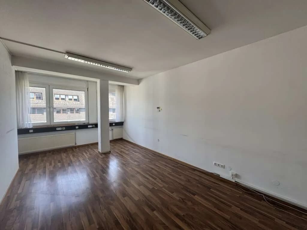 Gewerbeimmobilie mieten in Linz – 204 m², € 2.529 – Bild 9 von 22