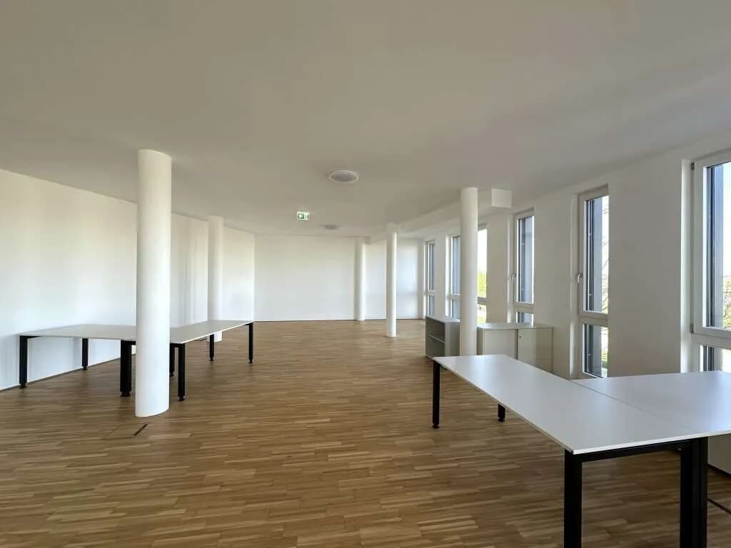 1-Zimmer-Gewerbeimmobilie mieten in Wien – 106,98 m², € 1.451