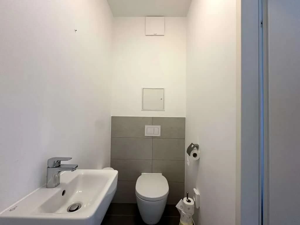 1-Zimmer-Gewerbeimmobilie mieten in Wien – 106,98 m², € 1.451 – Bild 9 von 21