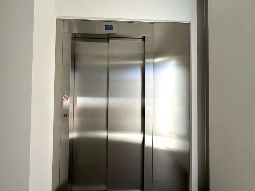 1-Zimmer-Gewerbeimmobilie mieten in Wien – 106,98 m², € 1.451 – Bild 14 von 21