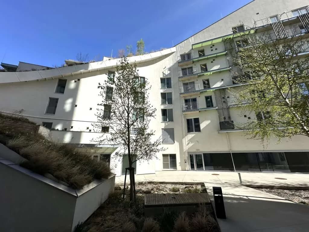 1-Zimmer-Gewerbeimmobilie mieten in Wien – 106,98 m², € 1.451 – Bild 15 von 21