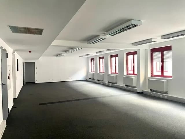 Gewerbeimmobilie mieten in Wien – 151 m², € 16 – Bild 2 von 11