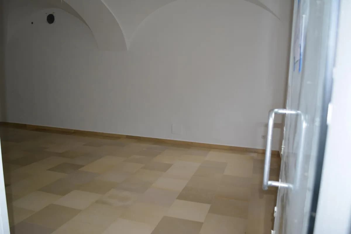 Gewerbeimmobilie mieten in Steyr – 46 m², € 759 – Bild 2 von 8