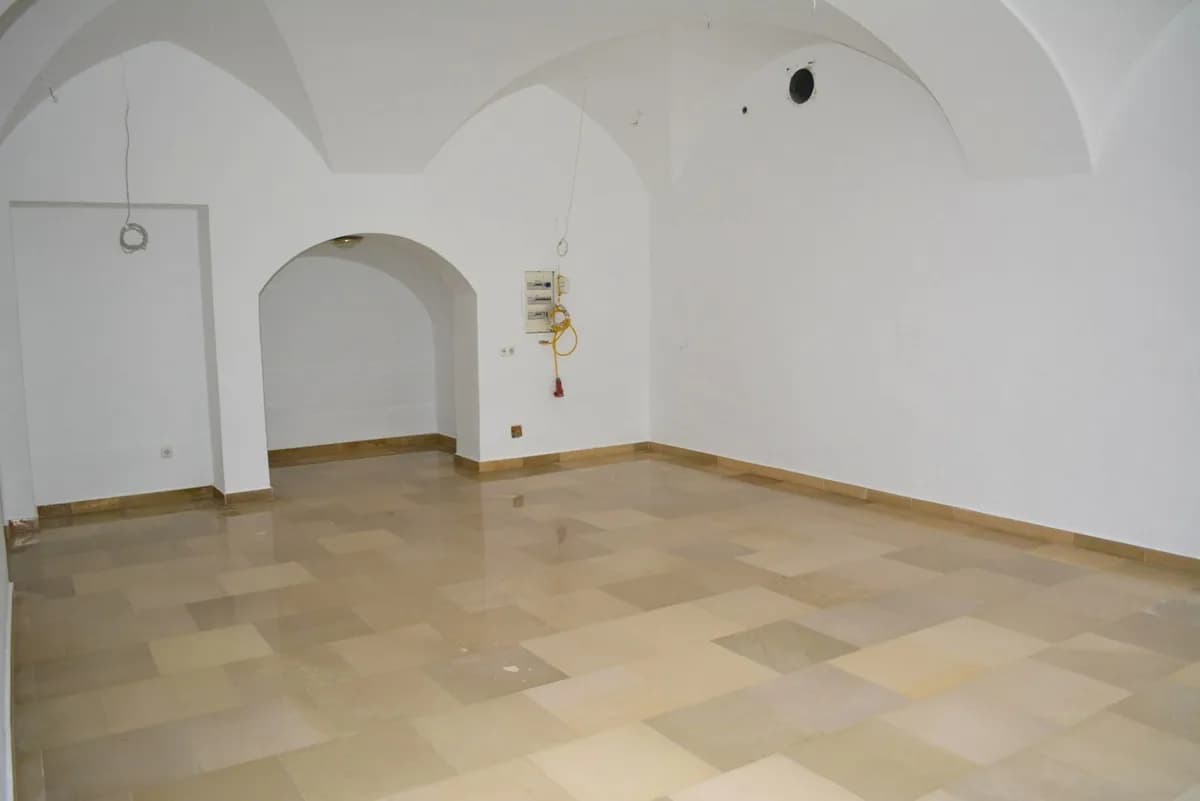 Gewerbeimmobilie mieten in Steyr – 46 m², € 759 – Bild 3 von 8