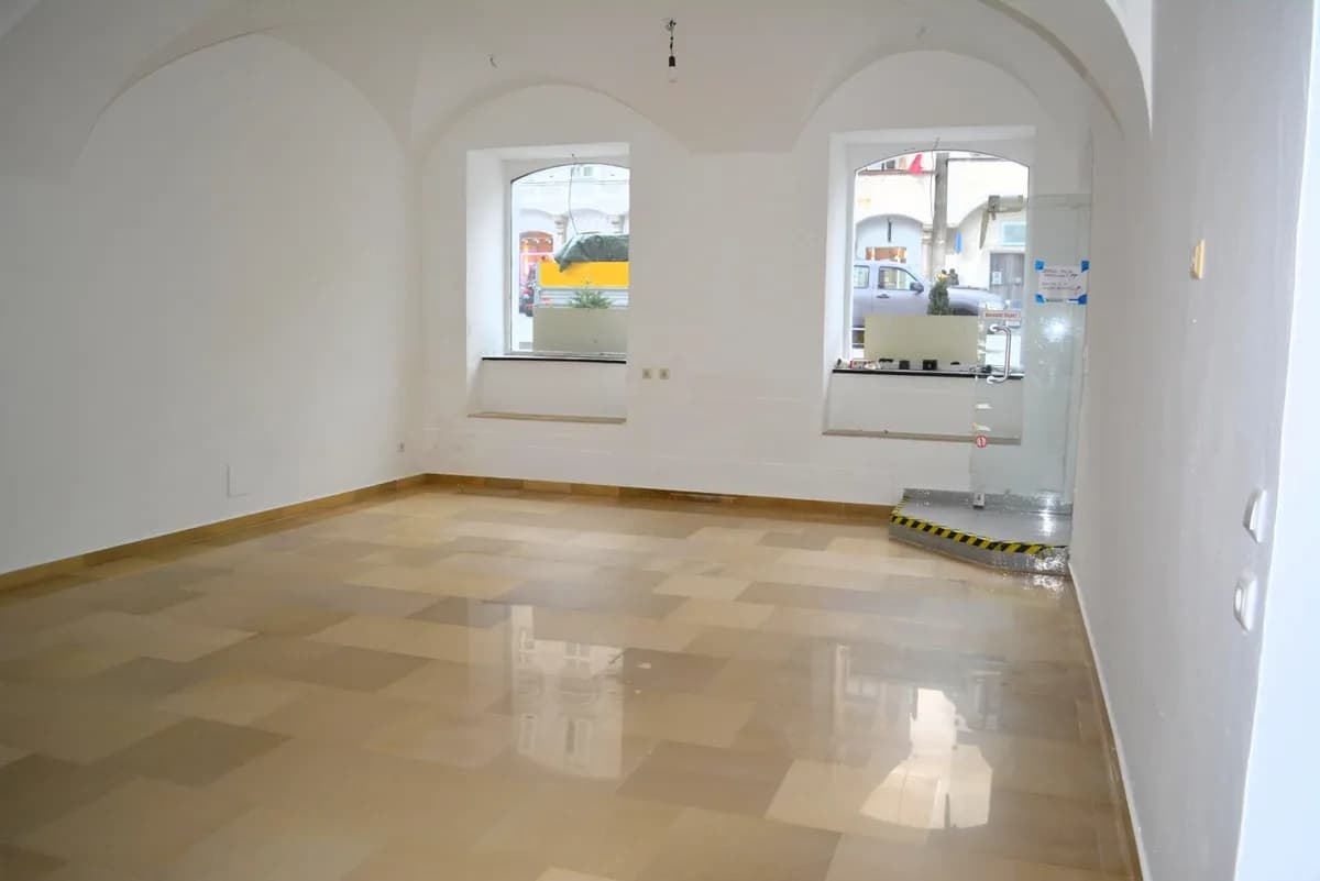 Gewerbeimmobilie mieten in Steyr – 46 m², € 759 – Bild 4 von 8