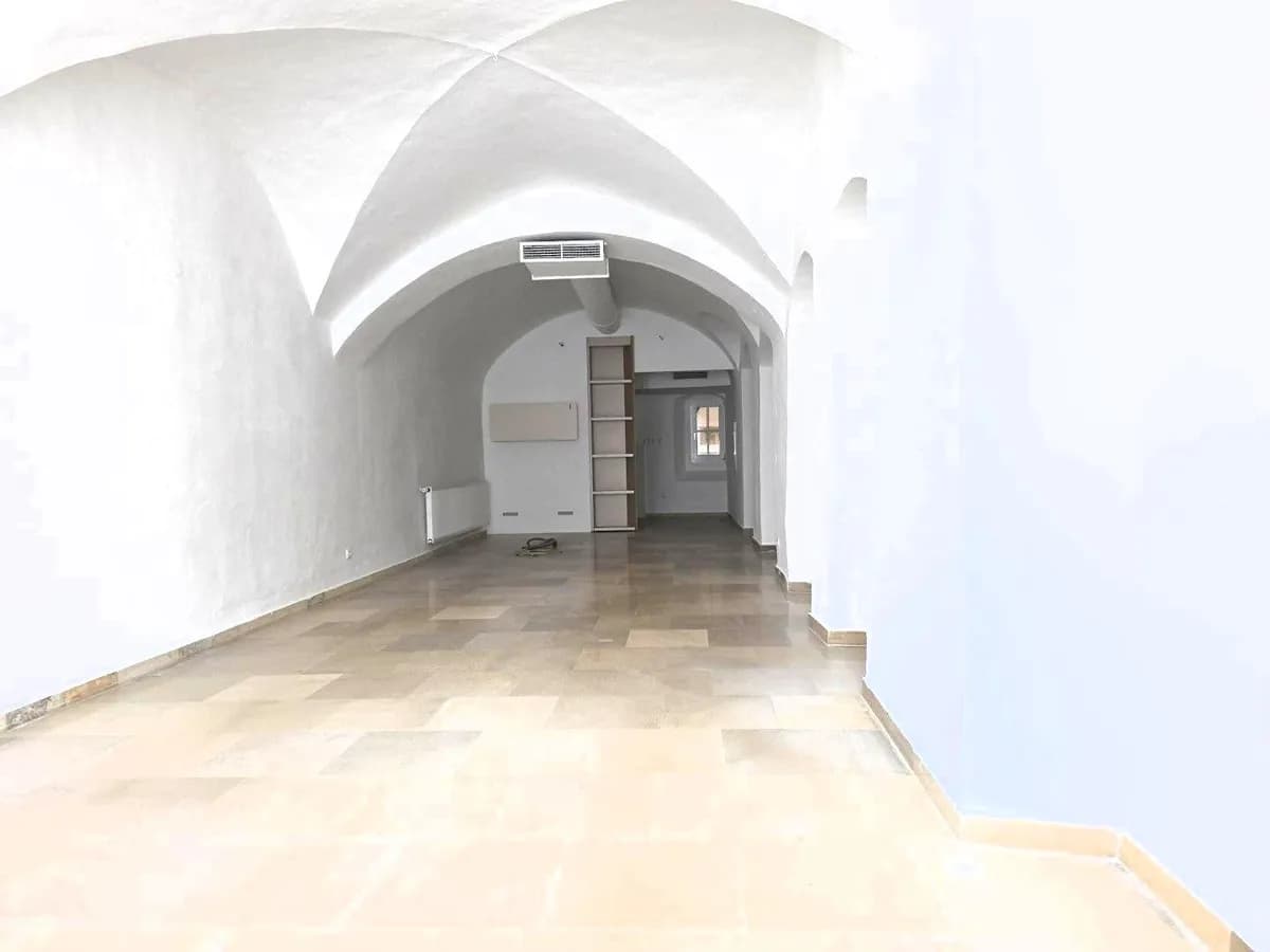 Gewerbeimmobilie mieten in Steyr – 58 m², € 942 – Bild 9 von 10