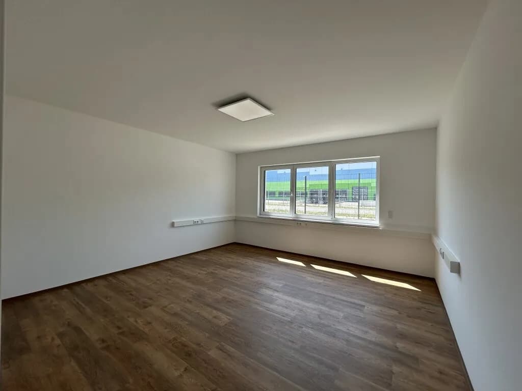 4-Zimmer-Gewerbeimmobilie mieten in Baden – 167 m², € 2.506 – Bild 8 von 17