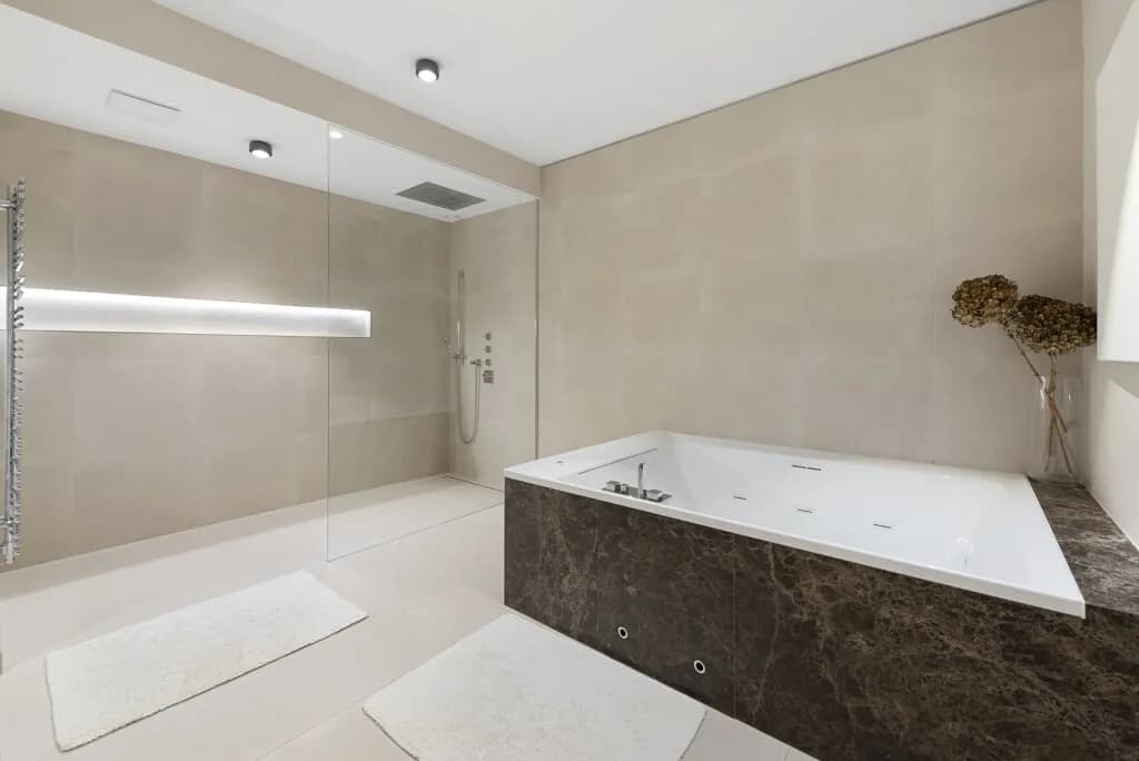 8-Zimmer-Wohnung kaufen in Wien – 330,16 m² – Bild 23 von 32