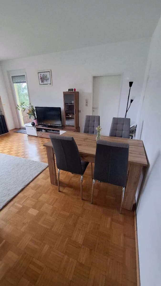 6-Zimmer-Wohnung mieten in Graz – 15 m², € 418 – Bild 2 von 17