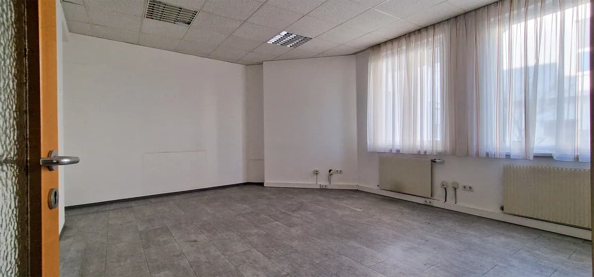 Gewerbeimmobilie mieten in Mattersburg – 240 m², € 9 – Bild 4 von 5