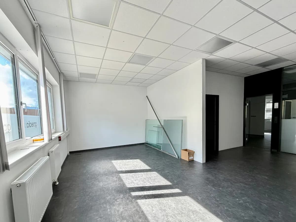 5-Zimmer-Gewerbeimmobilie mieten in Kufstein – 121 m², € 2.209 – Bild 10 von 14