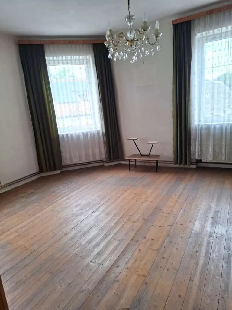 5-Zimmer-Immobilie kaufen in Hollabrunn – 200 m², € 160.000 – Bild 9 von 38