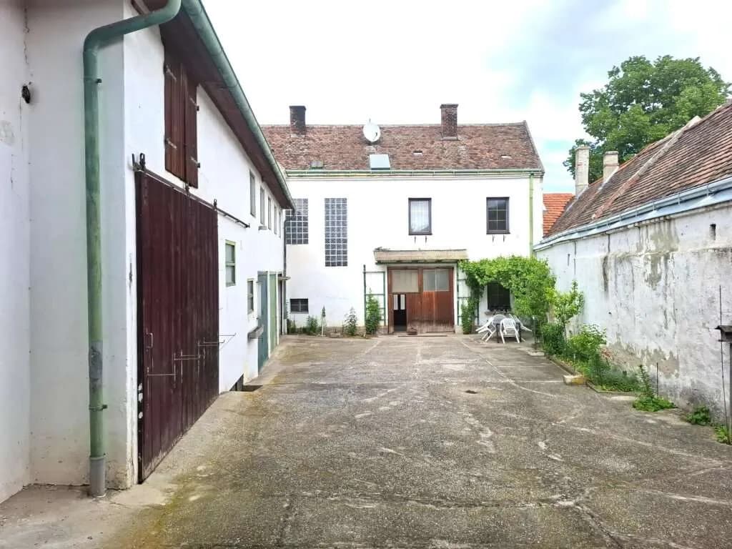 5-Zimmer-Immobilie kaufen in Hollabrunn – 200 m², € 160.000 – Bild 30 von 38