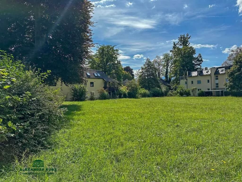 Grundstück kaufen in Salzburg Stadt – 1 857 m²