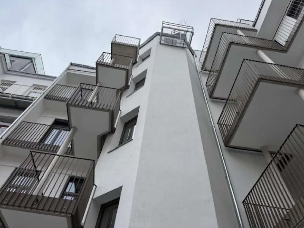 Wohnung kaufen in Wien – 1 300 m² – Bild 2 von 26