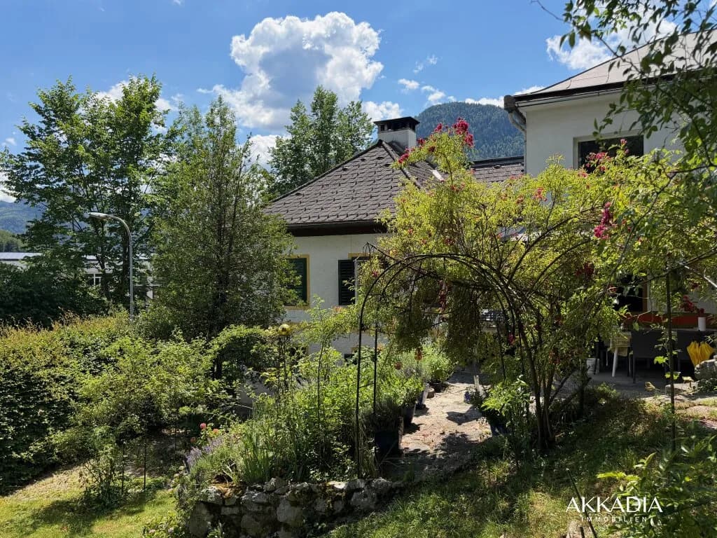 9-Zimmer-Haus kaufen in Gmunden – 330 m² – Bild 3 von 23