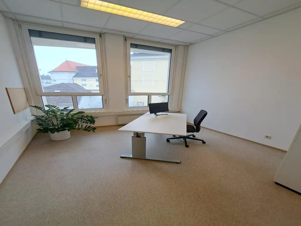 1-Zimmer-Gewerbeimmobilie mieten in Sankt Pölten – 37 m², € 497 – Bild 3 von 6