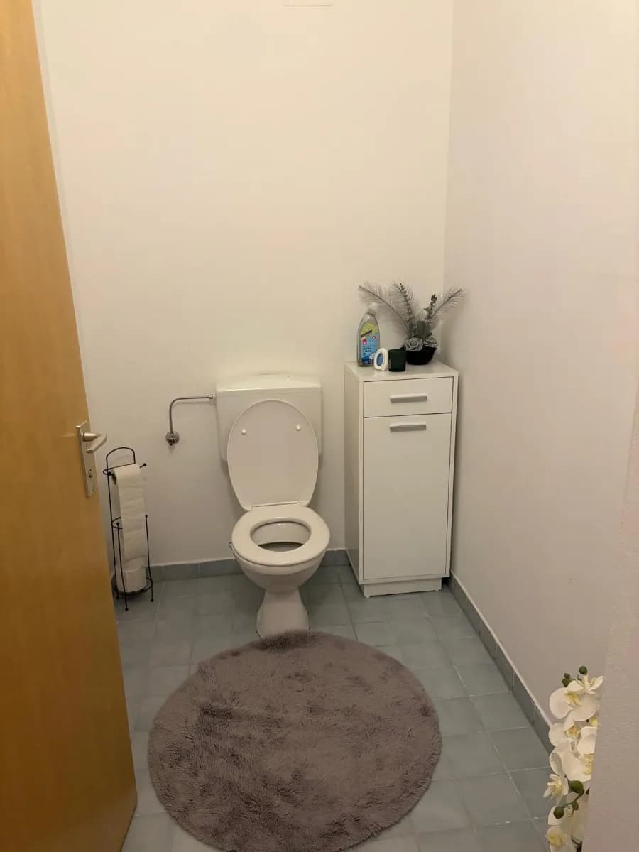 2-Zimmer-Wohnung mieten in Neunkirchen – 67 m², € 714 – Bild 7 von 8