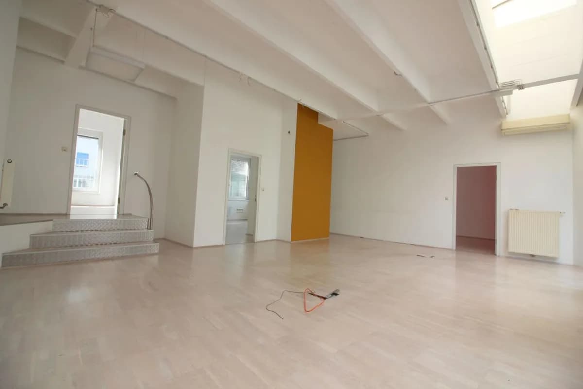 8-Zimmer-Gewerbeimmobilie mieten in Graz – 250 m², € 7 – Bild 6 von 10