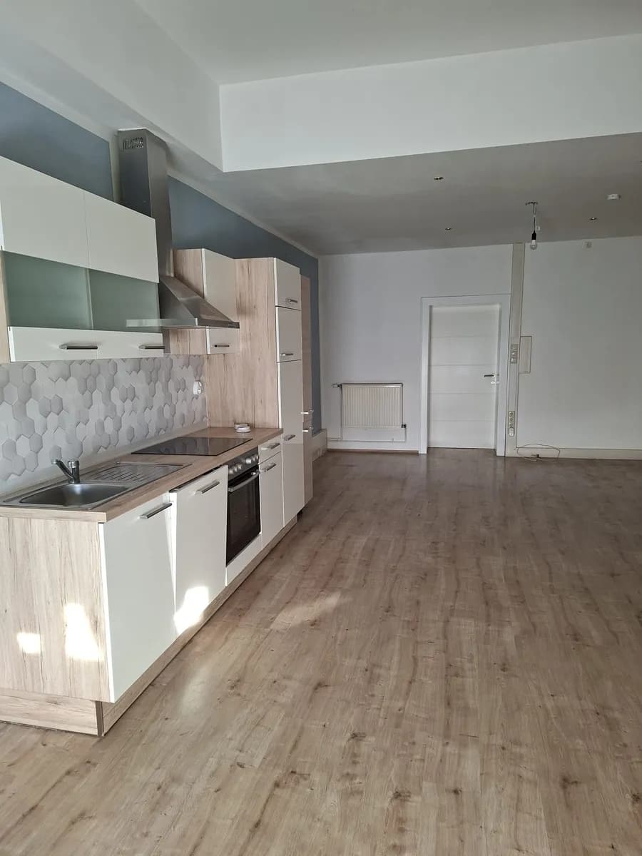 2-Zimmer-Wohnung mieten in Neunkirchen – 69 m², € 805