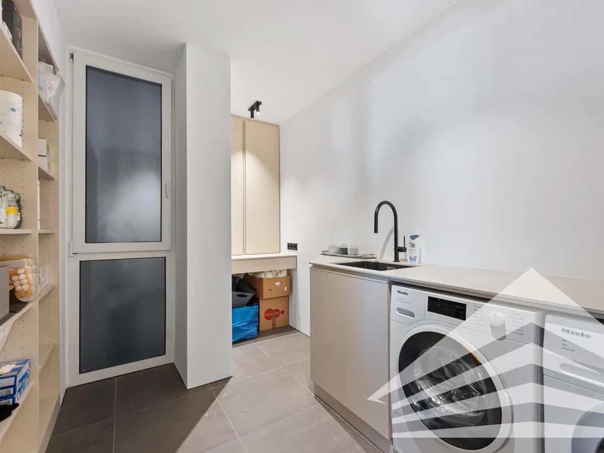 5-Zimmer-Wohnung kaufen in Linz – 197,61 m², € 1.690.000 – Bild 9 von 25