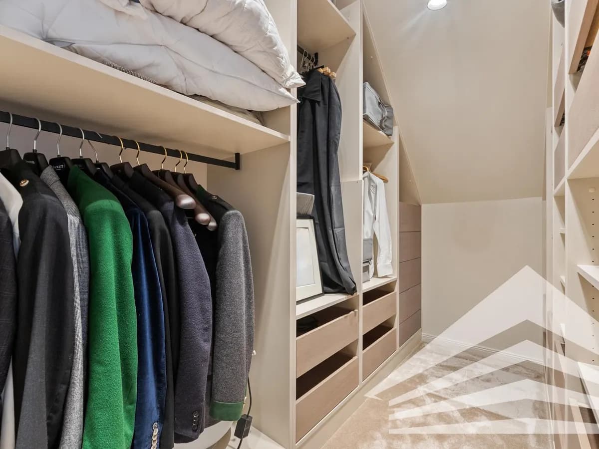 5-Zimmer-Wohnung kaufen in Linz – 197,61 m², € 1.690.000 – Bild 17 von 25