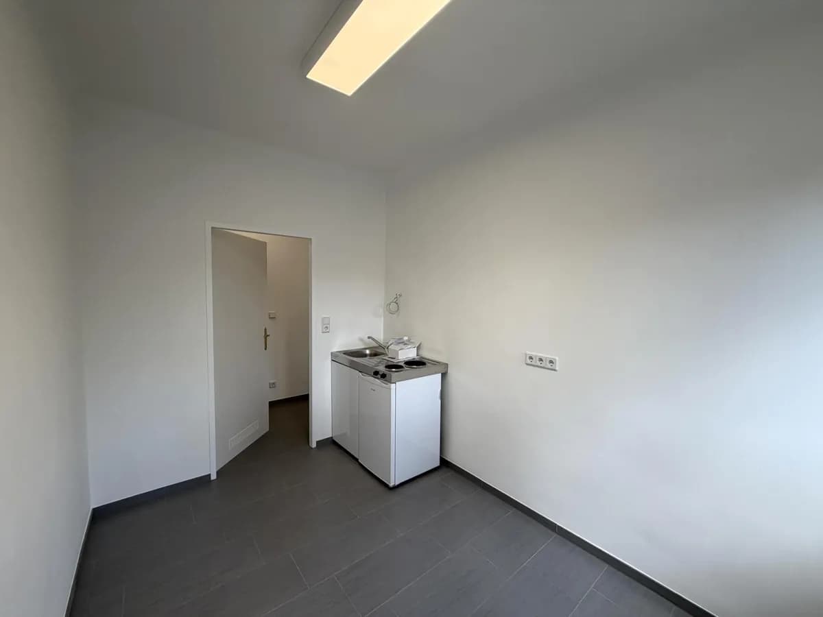 1-Zimmer-Gewerbeimmobilie mieten in Wien – 40 m², € 731 – Bild 8 von 23