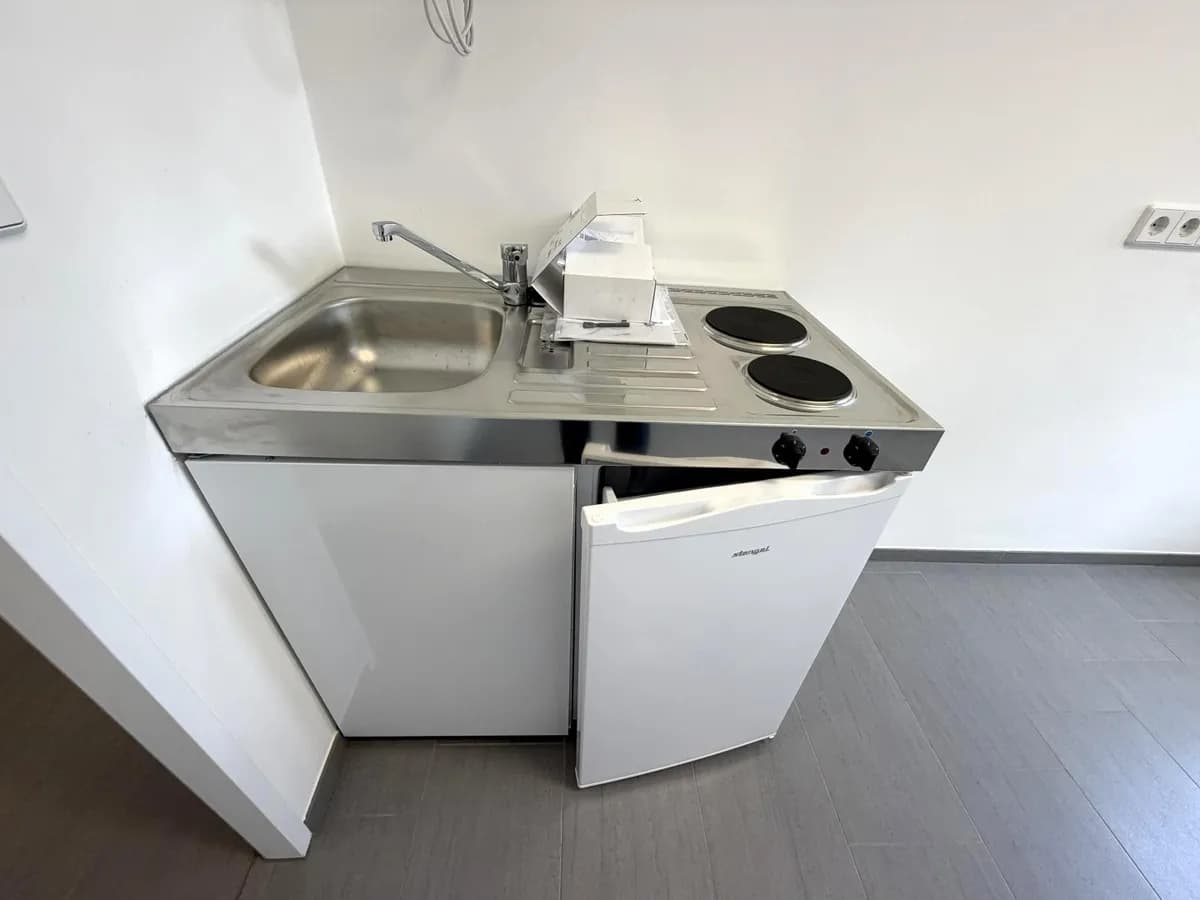 1-Zimmer-Gewerbeimmobilie mieten in Wien – 40 m², € 731 – Bild 11 von 23