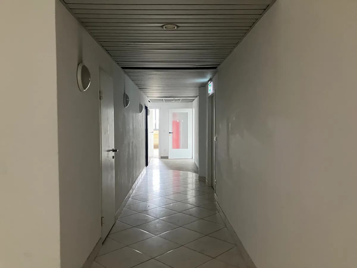 Gewerbeimmobilie mieten in Wien – 3 297 m² – Bild 9 von 16