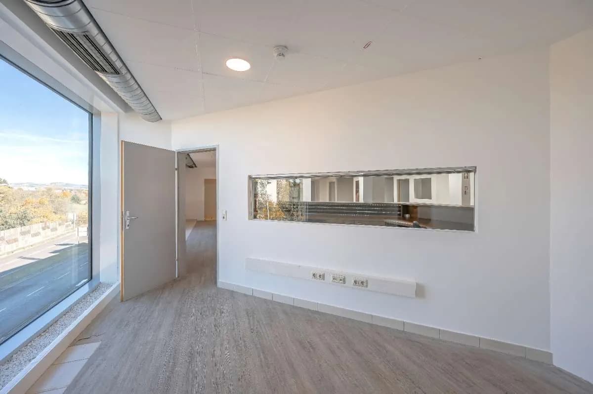 Gewerbeimmobilie mieten in Linz – 600 m², € 4.800 – Bild 12 von 30
