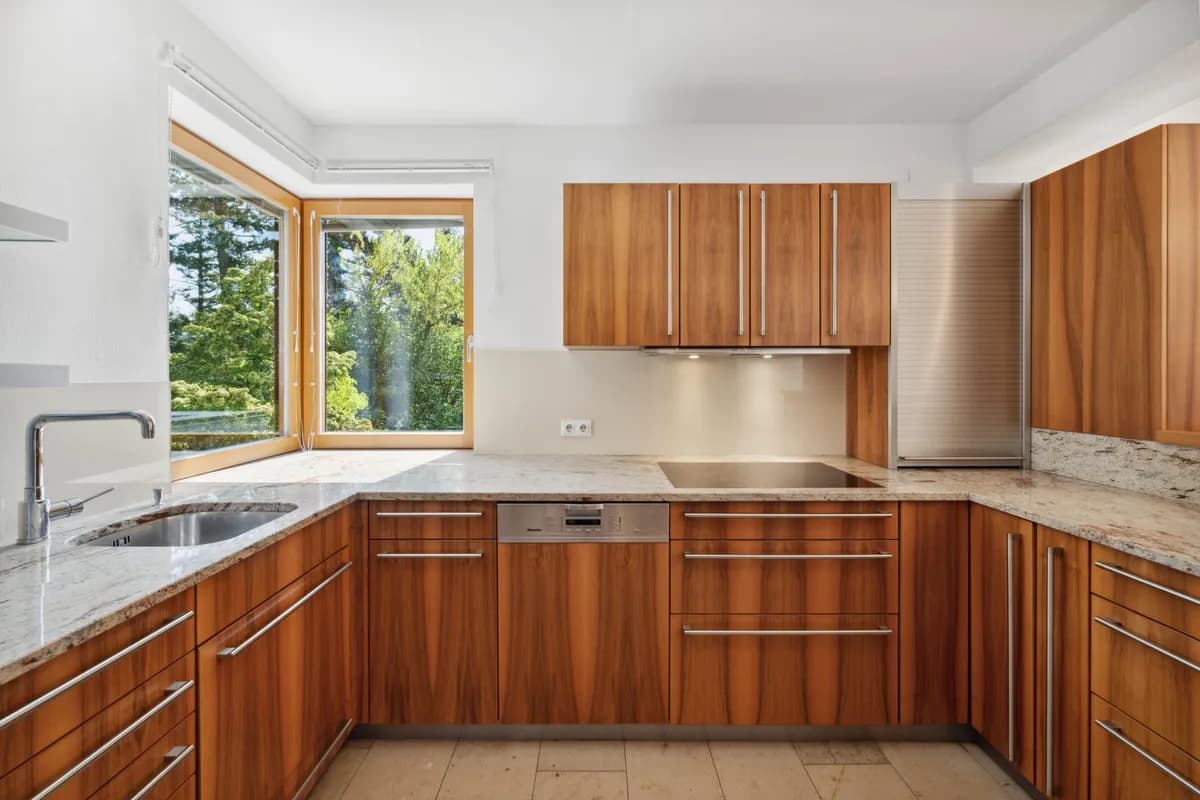 6-Zimmer-Haus mieten in Wien – 200 m², € 4.395 – Bild 3 von 12