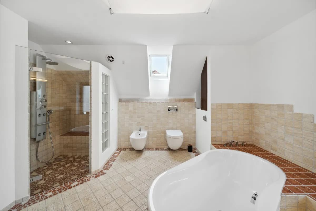 6-Zimmer-Haus mieten in Wien – 200 m², € 4.395 – Bild 7 von 12