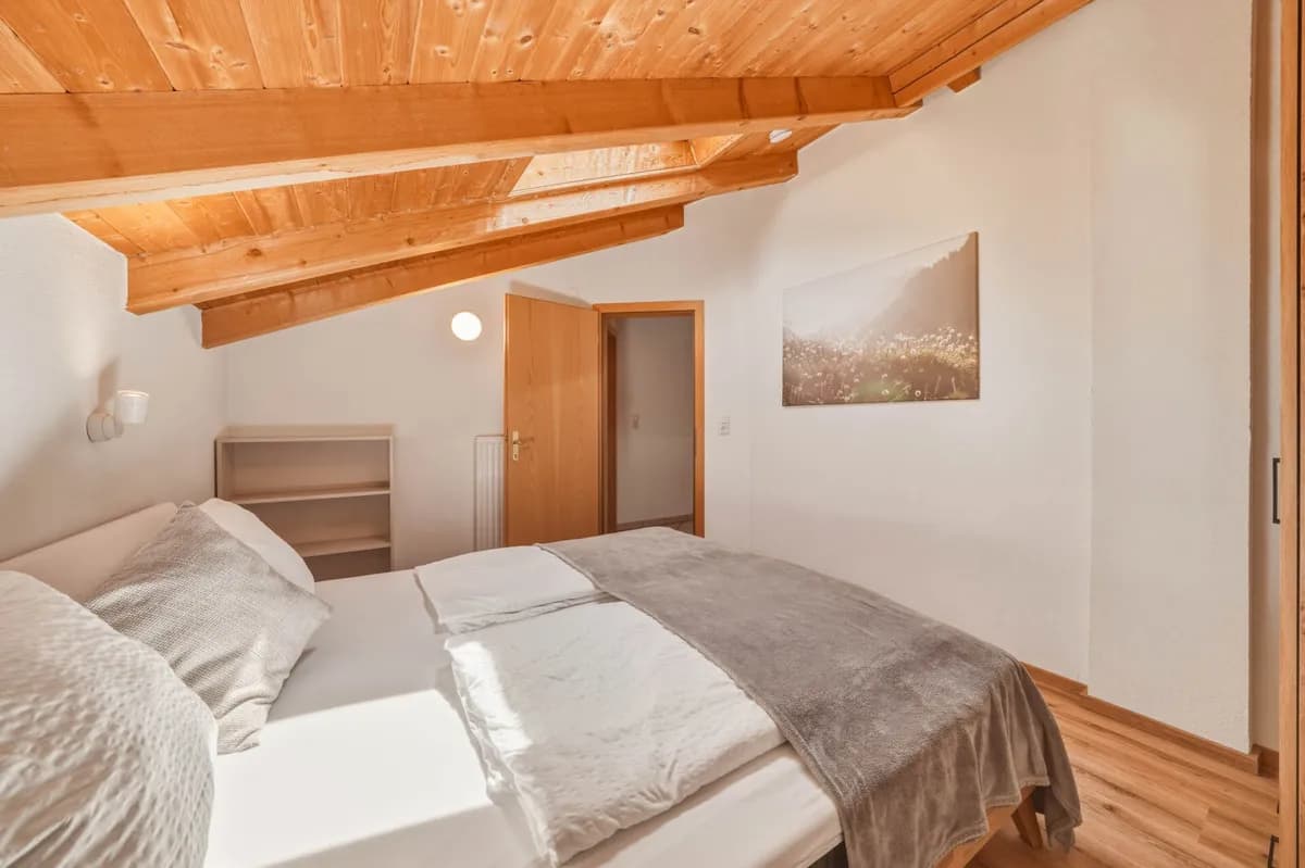 14-Zimmer-Immobilie kaufen in Landeck – 367 m², € 930.000 – Bild 3 von 102