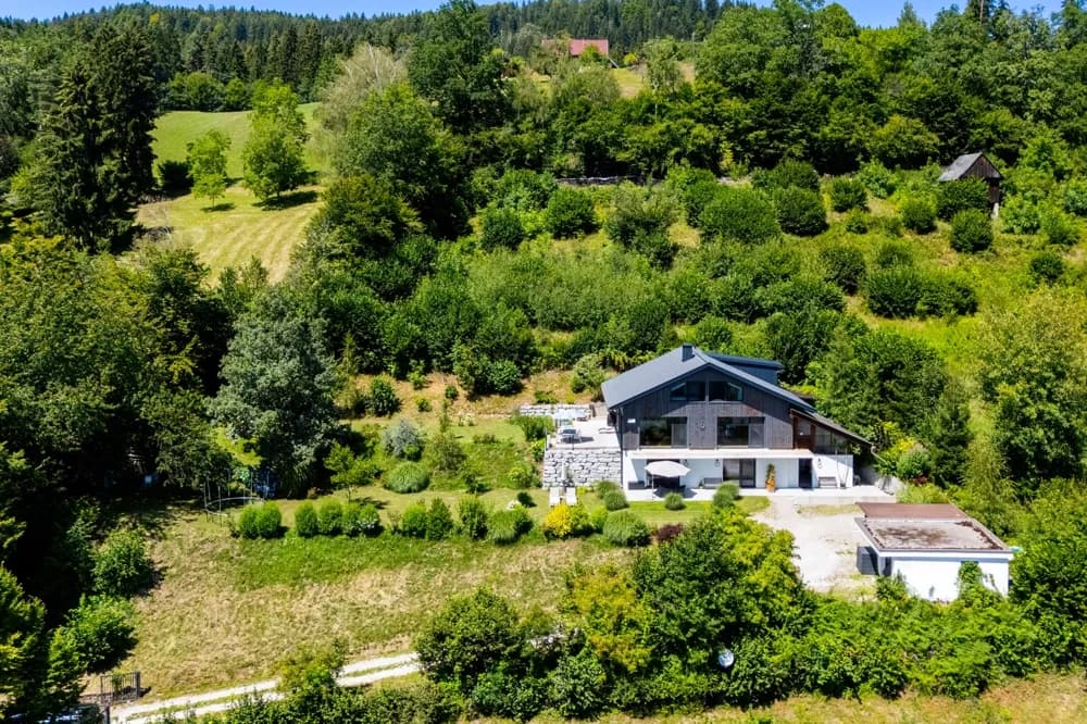 Haus kaufen in Klagenfurt Land – 210 m², € 895.000 – Bild 3 von 17