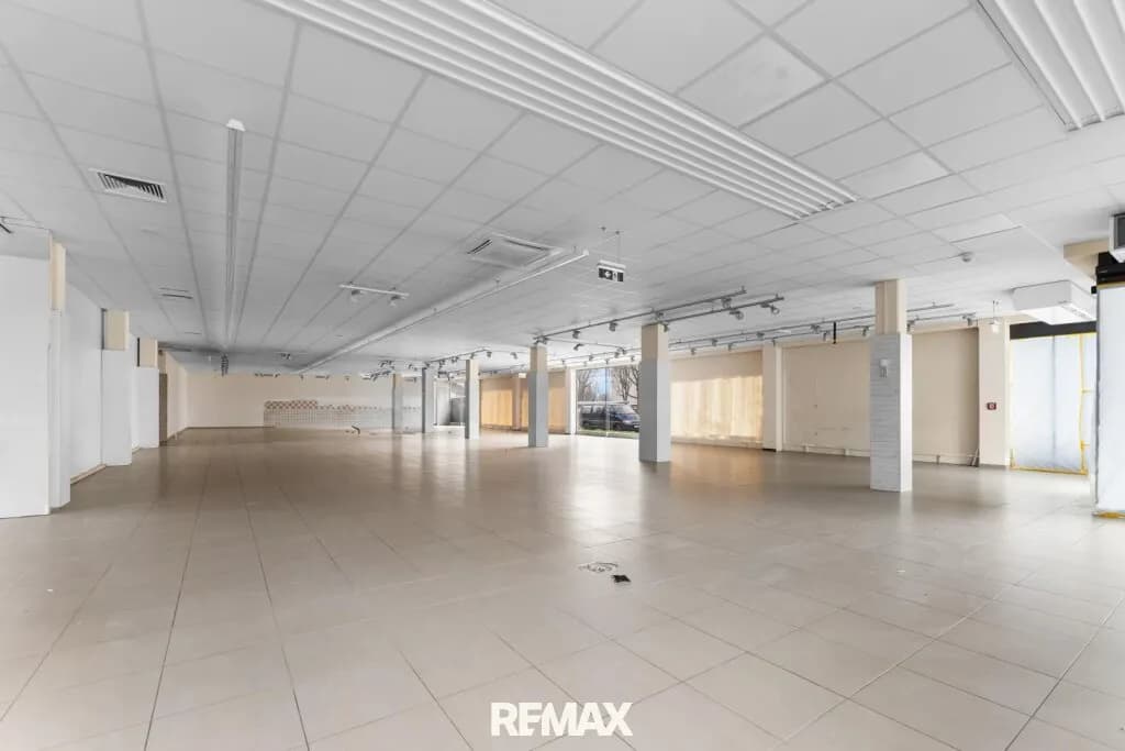 Gewerbeimmobilie mieten in Klagenfurt – 800 m², € 7.493 – Bild 3 von 7