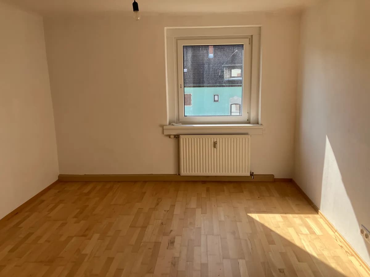 Wohnung mieten in Bruck-Mürzzuschlag – 45,16 m², € 377 – Bild 2 von 6