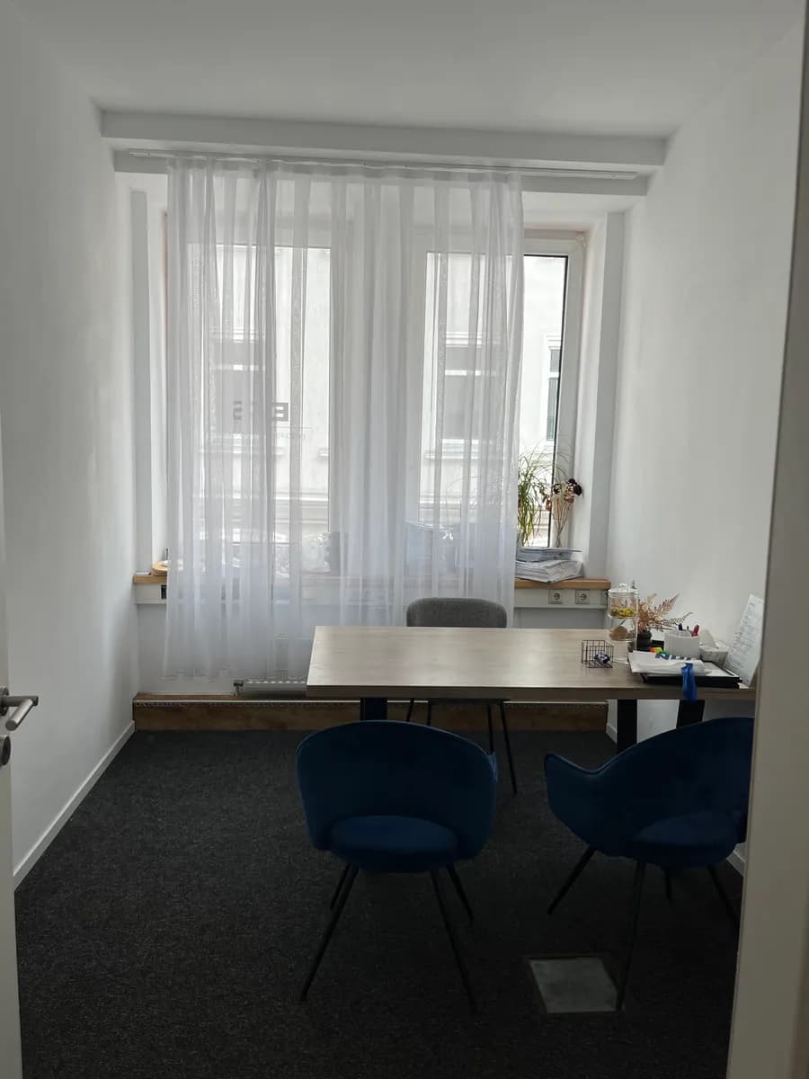 6-Zimmer-Gewerbeimmobilie mieten in Wels – 152 m², € 1.913